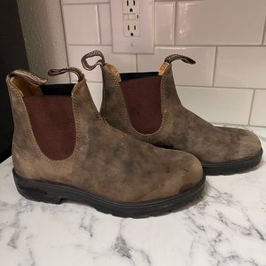 Blundstone Chelsea boot